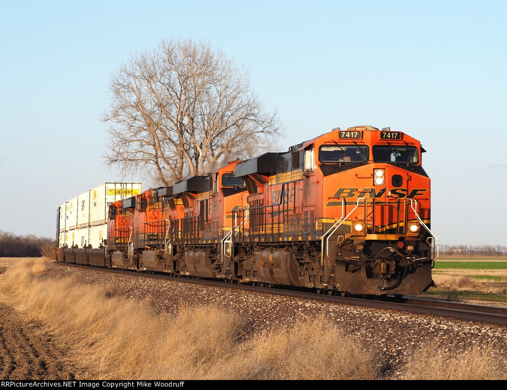 BNSF 7417